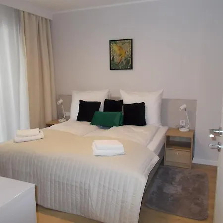 Kwartal Rozy Wiatrow Apartament 21 Apartment *