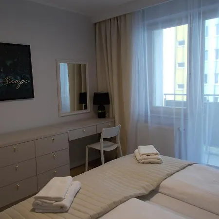Kwartal Rozy Wiatrow Apartament 21